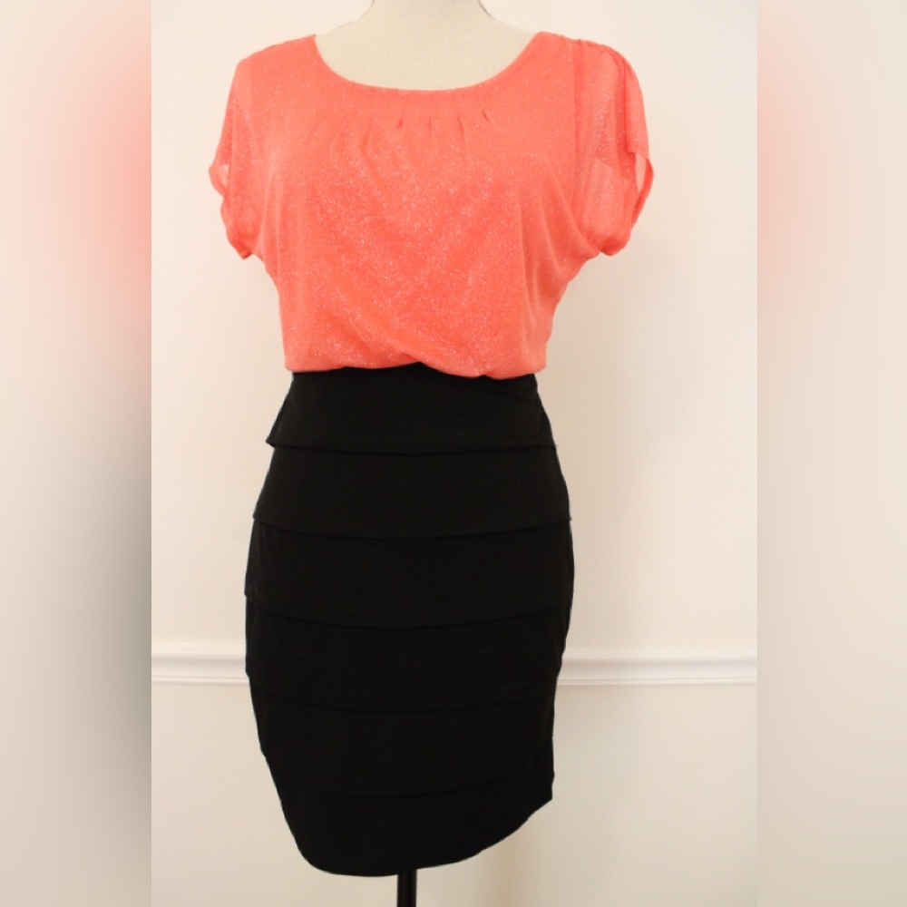 Enfocus Studio Coral Black Shimmery Dress Size 4P